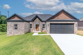 19 Mountain Grove, Greenbrier, AR 72058