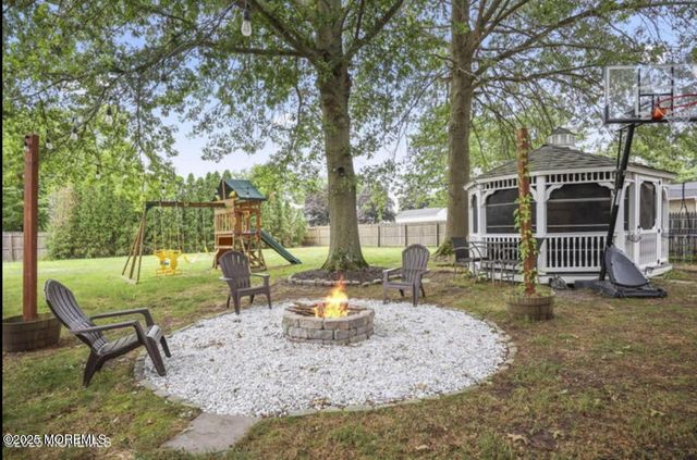 16 Peachstone Road, Howell, NJ 07731