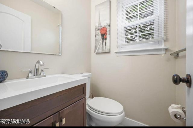 16 Peachstone Road, Howell, NJ 07731