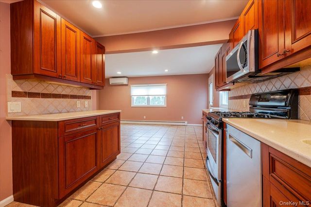 1674 Kroll Road, East Meadow, NY 11554