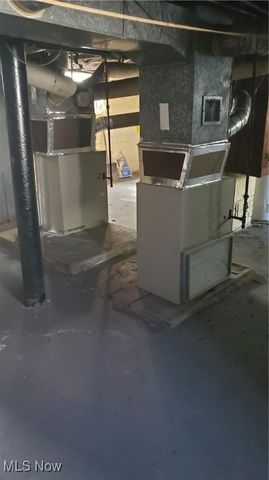 1602 Hillcrest Road, East Cleveland, OH 44118