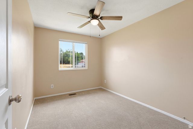 5622 S 2950 W, Roy, UT 84067