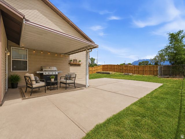 5622 S 2950 W, Roy, UT 84067