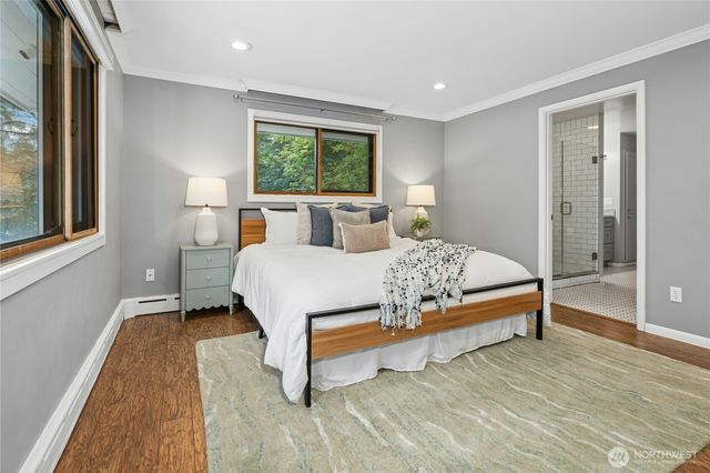 18411 40th Place NE, Lake Forest Park, WA 98155