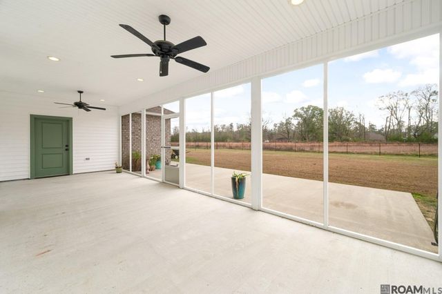 13688 Alvin Sibley Rd, Walker, LA 70785