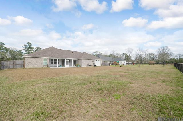 13688 Alvin Sibley Rd, Walker, LA 70785