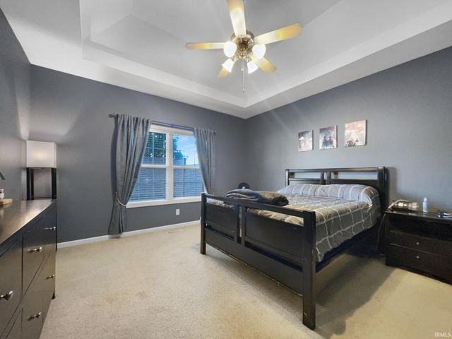 2277 Sagewood Court, Newburgh, IN 47630