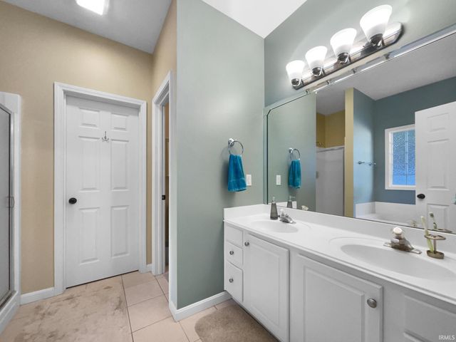 2277 Sagewood Court, Newburgh, IN 47630