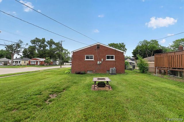 18514 Ray Street, Riverview, MI 48193
