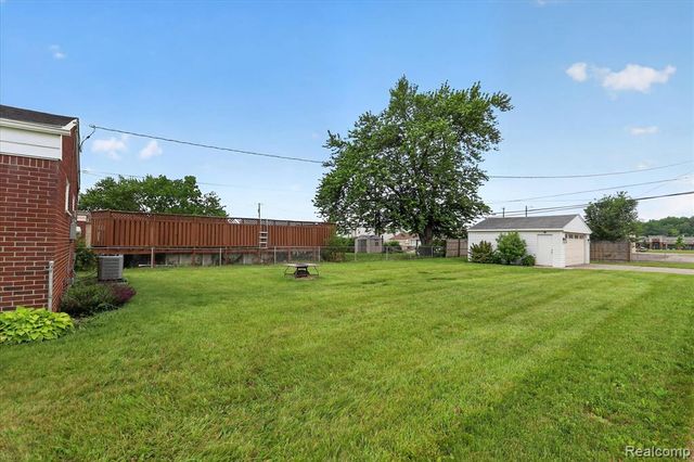 18514 Ray Street, Riverview, MI 48193