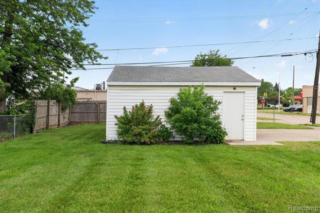 18514 Ray Street, Riverview, MI 48193