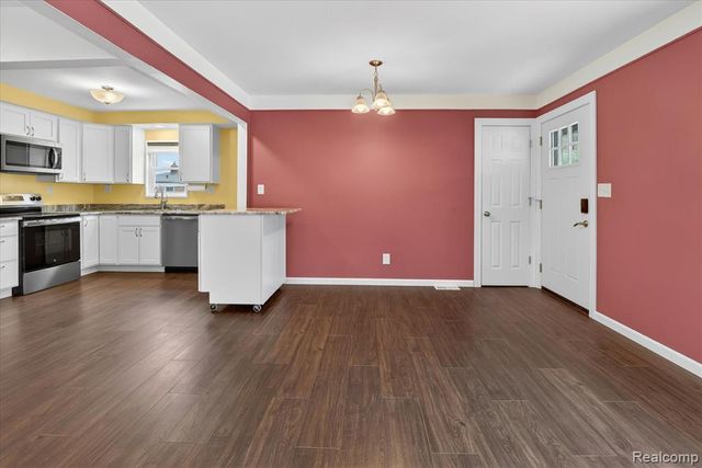18514 Ray Street, Riverview, MI 48193