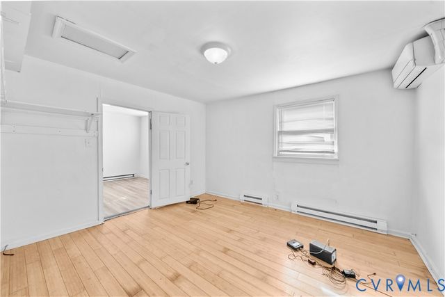 504 Longwood Ave, Farmville, VA 23901