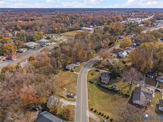 504 Longwood Ave, Farmville, VA 23901