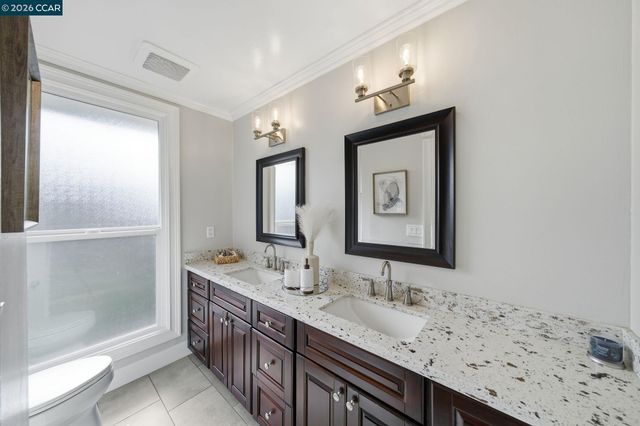 56 Bates Blvd, Orinda, CA 94563