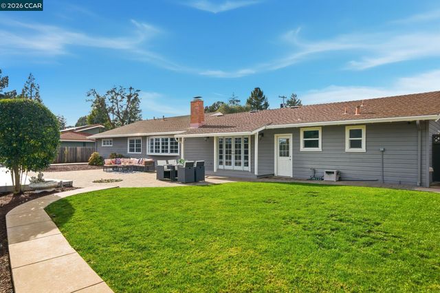 56 Bates Blvd, Orinda, CA 94563
