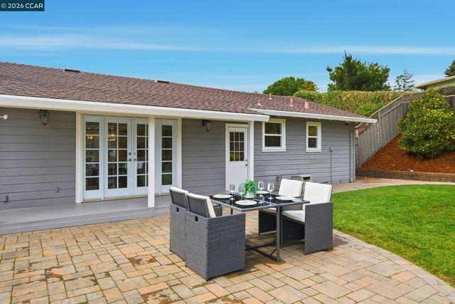 56 Bates Blvd, Orinda, CA 94563