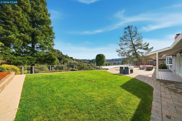 56 Bates Blvd, Orinda, CA 94563