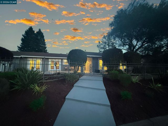 56 Bates Blvd, Orinda, CA 94563