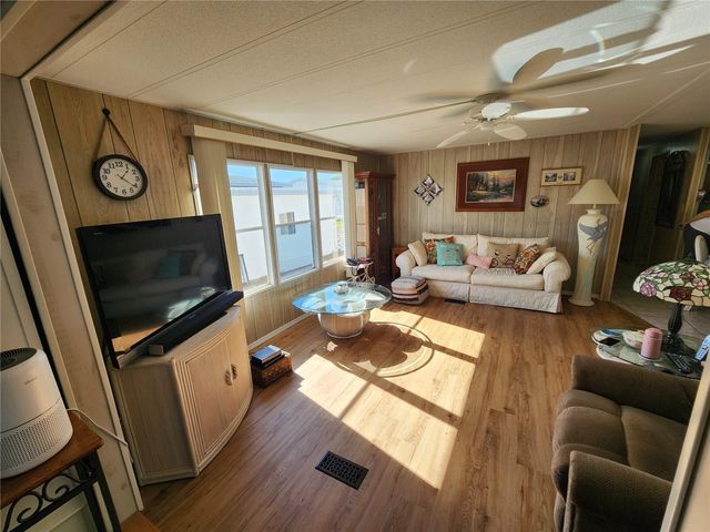 808 53RD AVENUE E 75, Bradenton, FL 34203