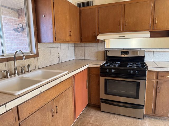 4417 Humble Ave, Midland, TX 79707