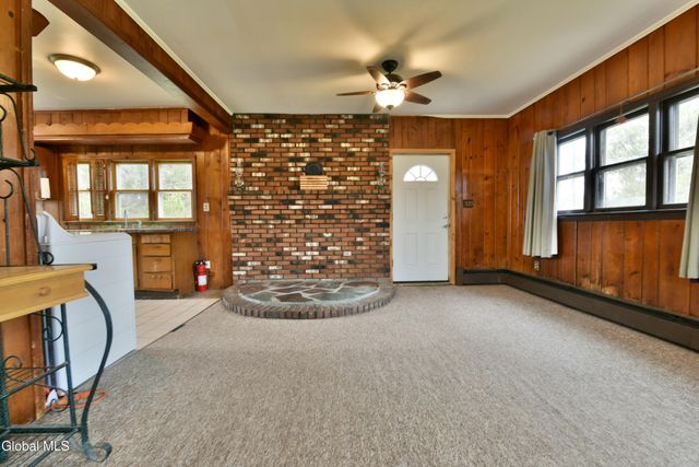 2099 Rowley Road, Malta, NY 12020