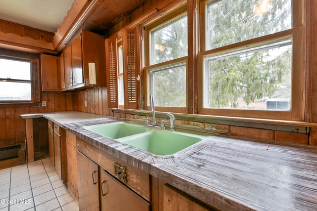 2099 Rowley Road, Malta, NY 12020