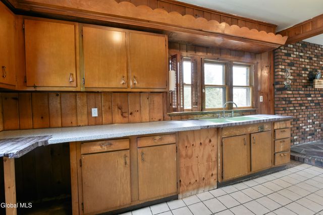 2099 Rowley Road, Malta, NY 12020