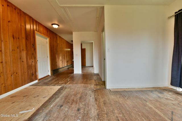 2099 Rowley Road, Malta, NY 12020