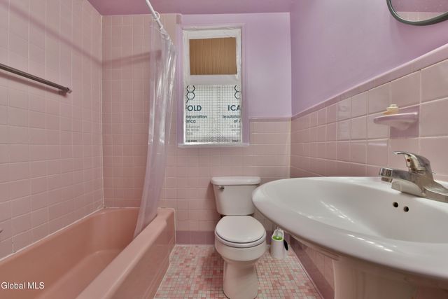 2099 Rowley Road, Malta, NY 12020