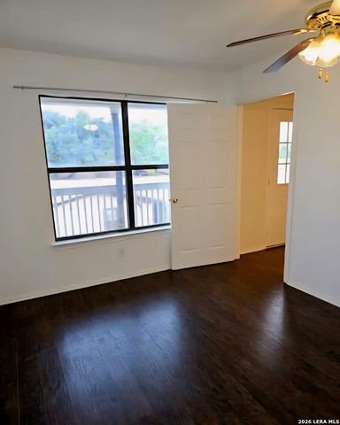 351 ALTGELT AVE, San Antonio, TX 78201