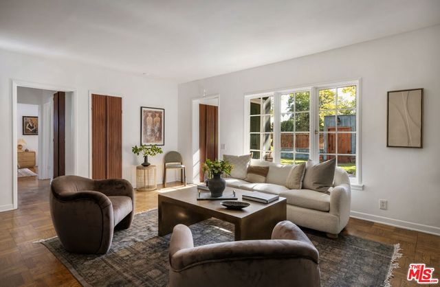 5108 Strohm Avenue, North Hollywood, CA 91601