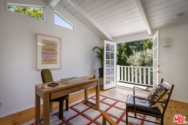 5108 Strohm Avenue, North Hollywood, CA 91601