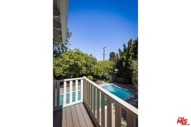 5108 Strohm Avenue, North Hollywood, CA 91601