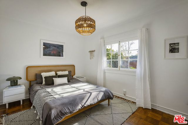 5108 Strohm Avenue, North Hollywood, CA 91601