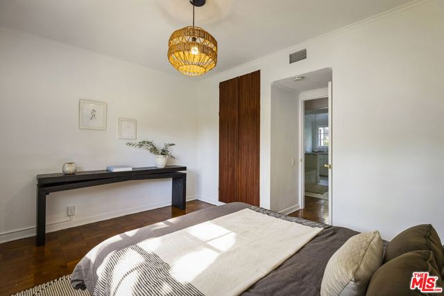 5108 Strohm Avenue, North Hollywood, CA 91601