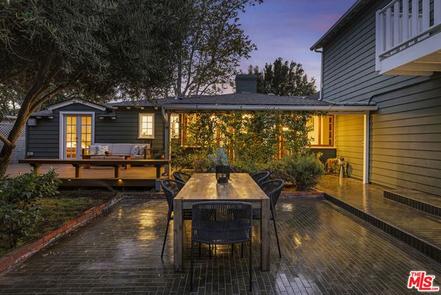 5108 Strohm Avenue, North Hollywood, CA 91601