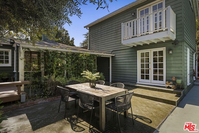 5108 Strohm Avenue, North Hollywood, CA 91601