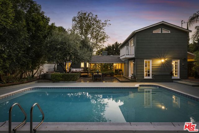 5108 Strohm Avenue, North Hollywood, CA 91601