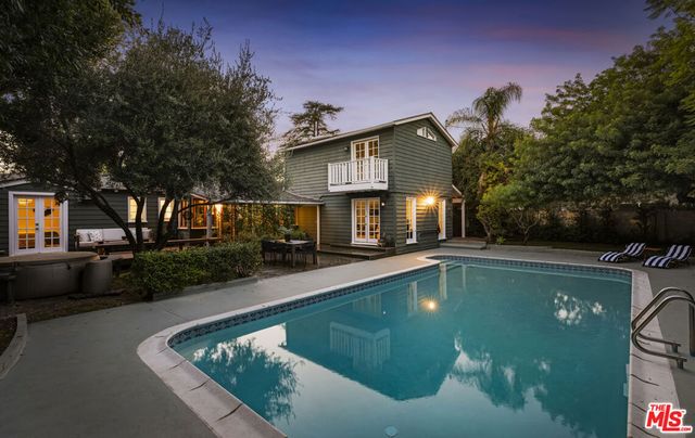 5108 Strohm Avenue, North Hollywood, CA 91601
