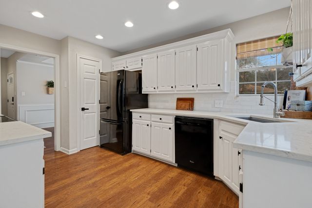 2109 Mayfield Circle, Corinth, TX 76208