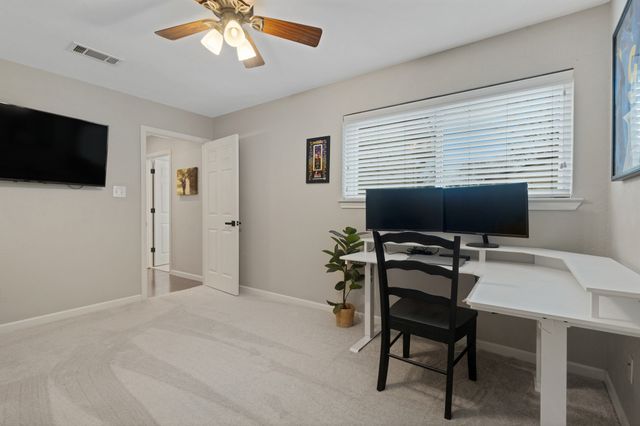 2109 Mayfield Circle, Corinth, TX 76208