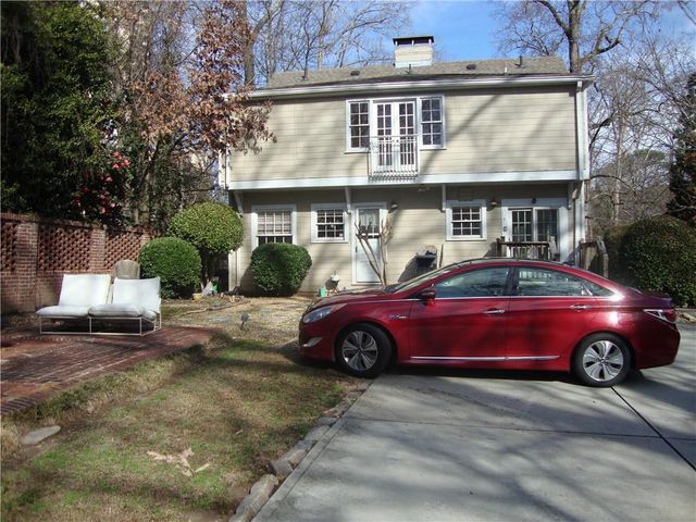 3644 Kingsboro Road NE B, Atlanta, GA 30319