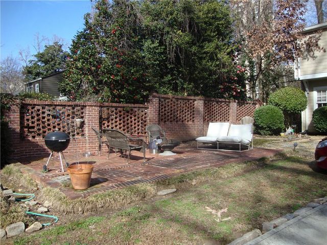 3644 Kingsboro Road NE B, Atlanta, GA 30319