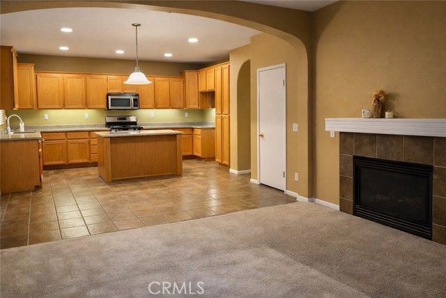 11971 Limestone Court, Yucaipa, CA 92399