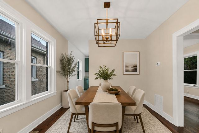 6543 S Francisco Avenue, Chicago, IL 60629
