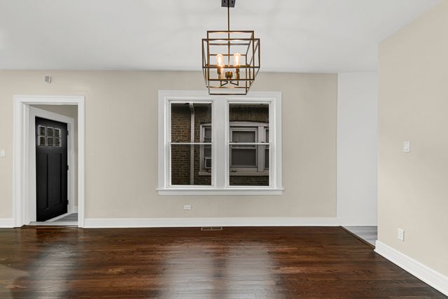 6543 S Francisco Avenue, Chicago, IL 60629
