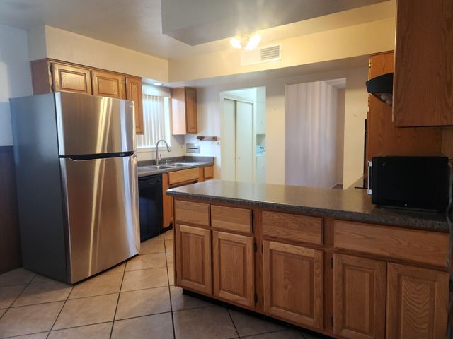 8509 Bellehaven Place NE, Albuquerque, NM 87112