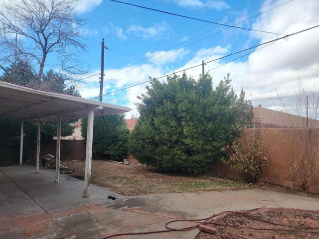 8509 Bellehaven Place NE, Albuquerque, NM 87112