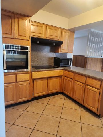 8509 Bellehaven Place NE, Albuquerque, NM 87112